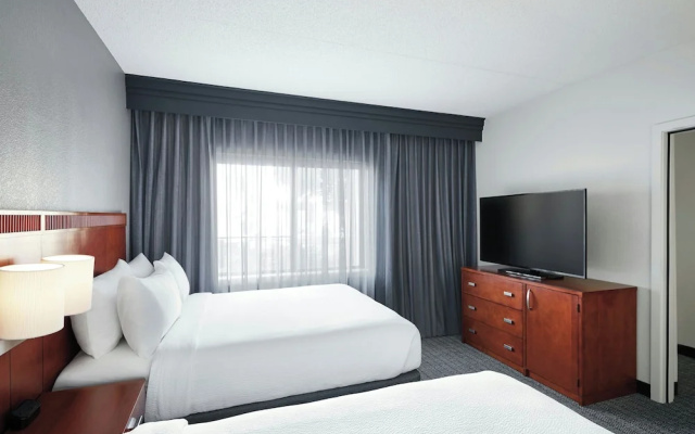 1 Bedroom Suite