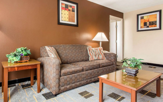 1 Bedroom Quadruple Suite