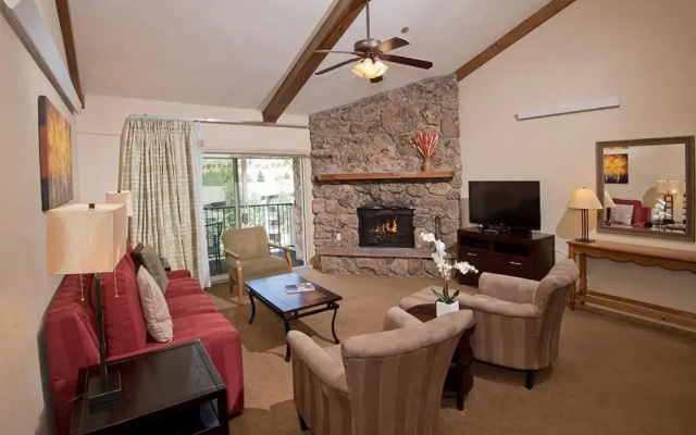 3 Bedrooms Apartment