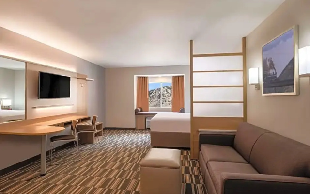 Double Suite with mountain view