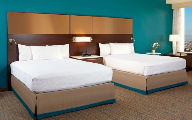 2 Bedrooms Suite