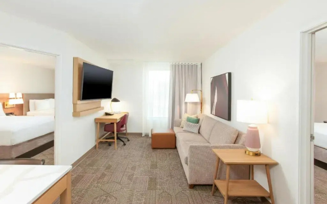 2 Bedrooms Suite