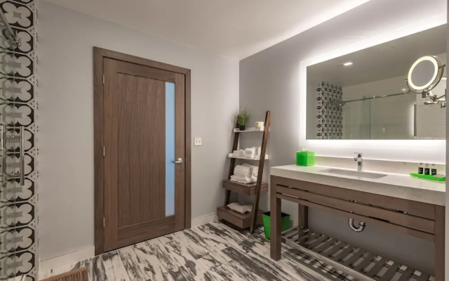Double Suite
