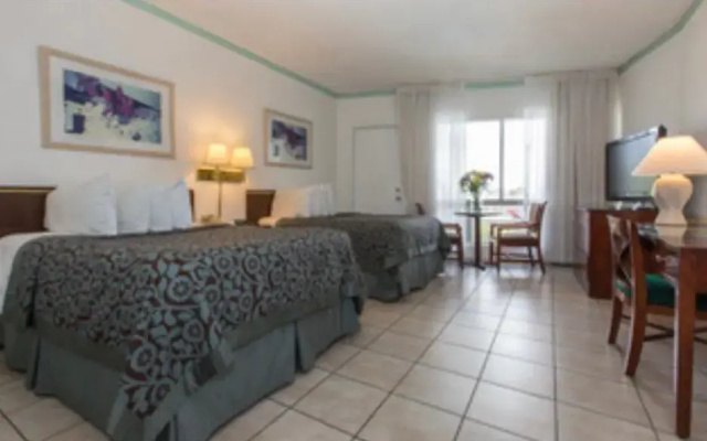 Standard room with partial ocean view