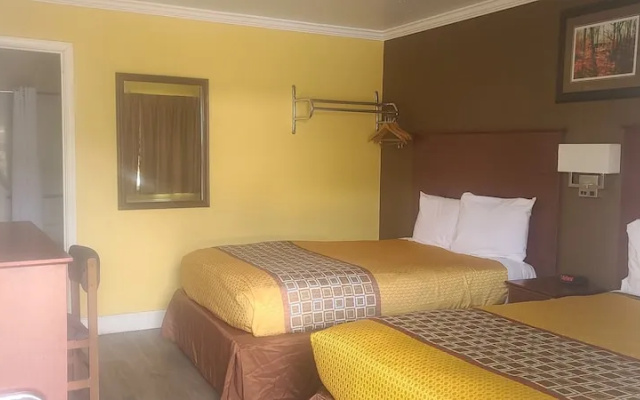 Standard Quadruple room with mountain view