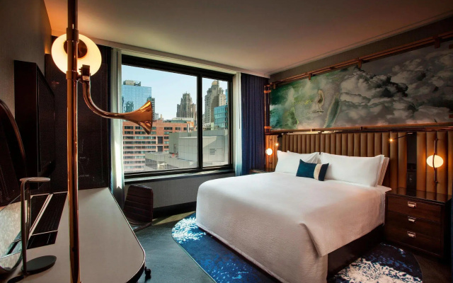 Standard Double room with city view
