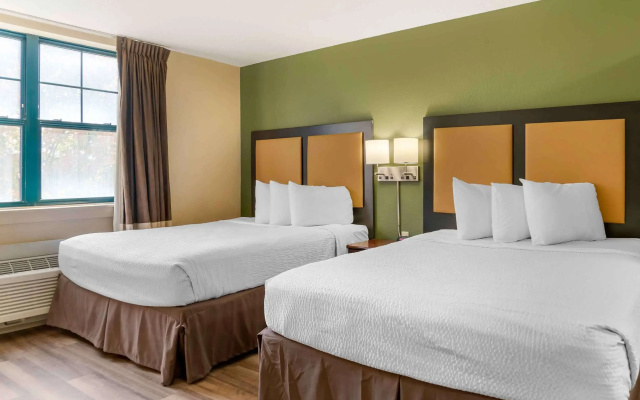 Quadruple Suite