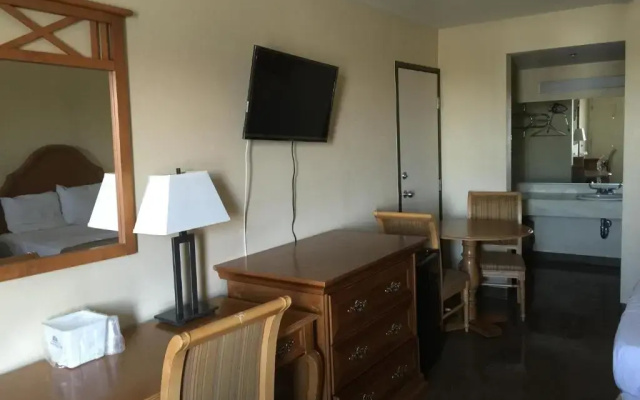 Economy room