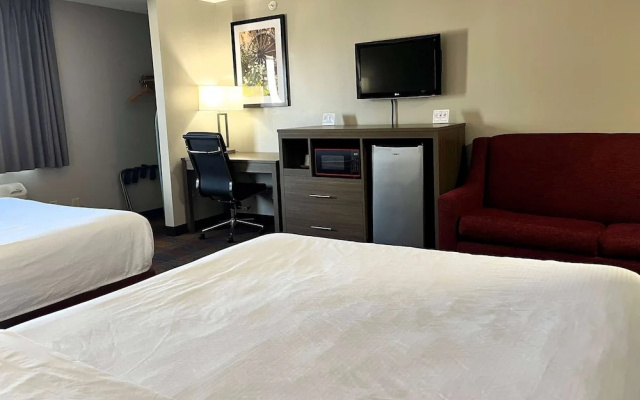 Standard Quadruple room