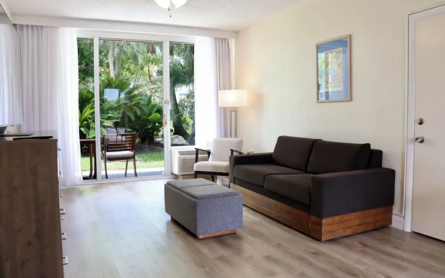 Deluxe Double Suite with balcony