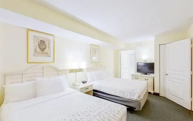 3 Bedrooms Suite oceanfront