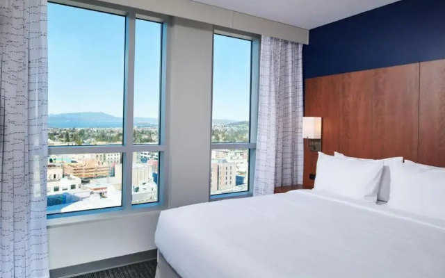 1 Bedroom Double Suite with partial view