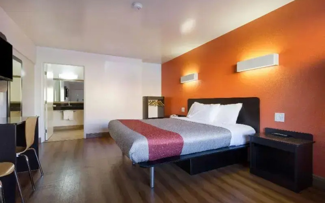 Classic room