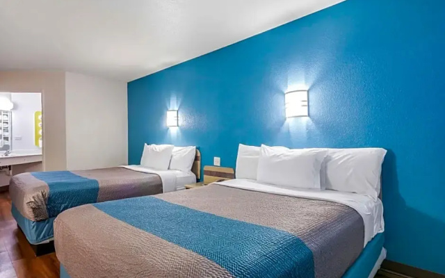 Quadruple Suite