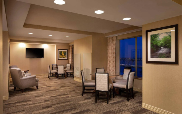 Executive Double Club Suite with river view