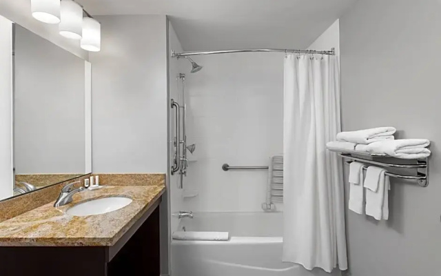 2 Bedrooms Quadruple Suite