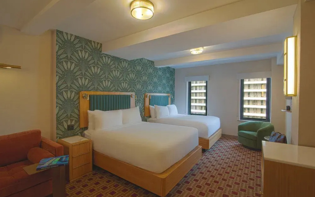 Marquee Quadruple room