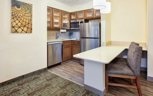 1 Bedroom Standard Suite