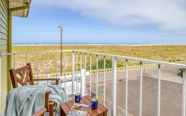 Standard Double room with balcony and oceanfront
