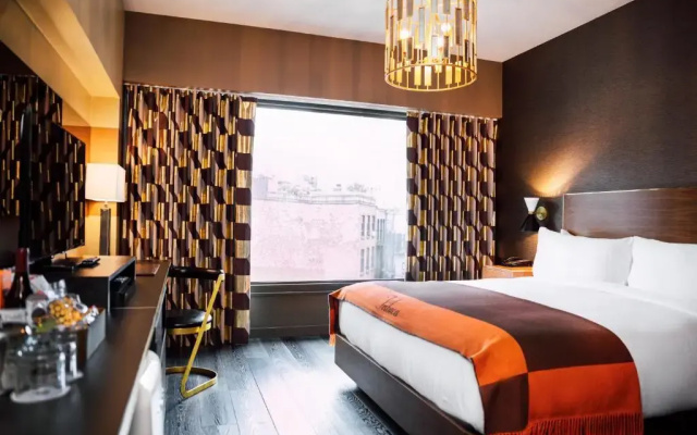 Deluxe Roxy Double room