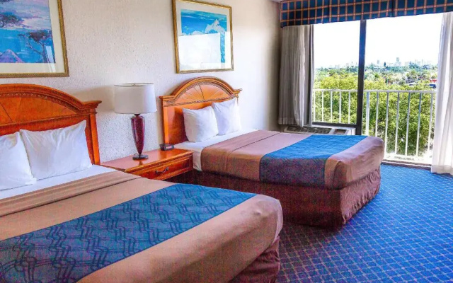 Traditional Twin room