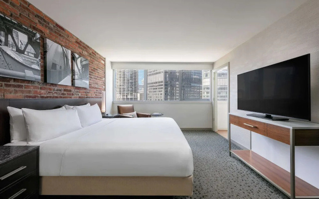 1 Bedroom Lasalle Double Suite