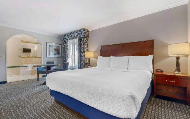 Double Suite