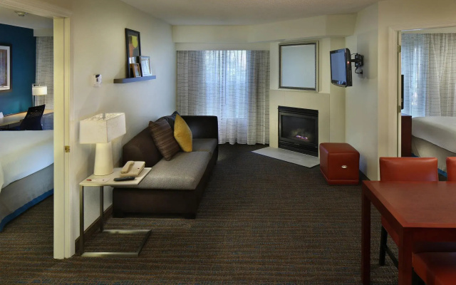 2 Bedrooms Suite