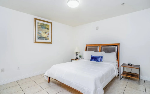 2 Bedrooms Deluxe Suite with balcony
