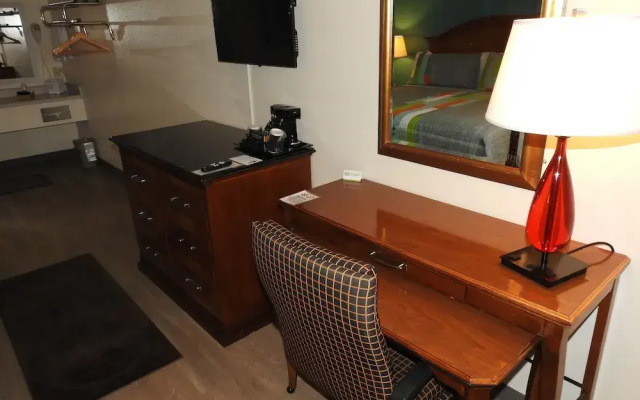 Comfort room