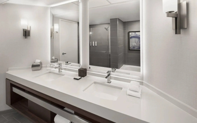 Club Duplex Suite with city view