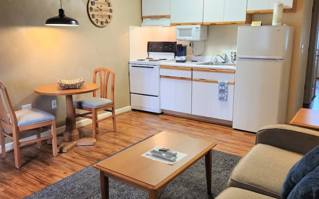 Standard Suite
