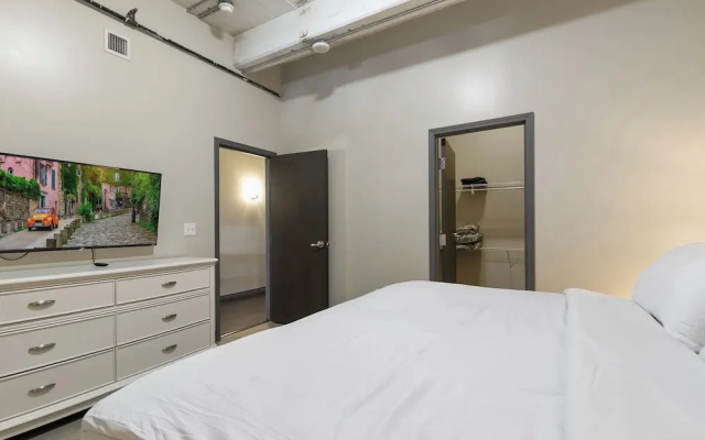 Premier Apartment