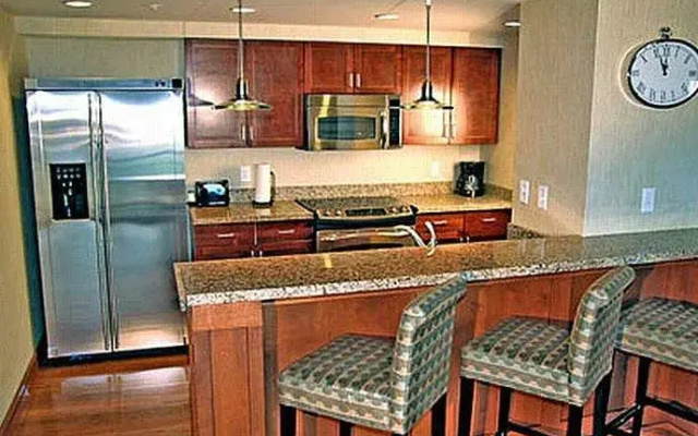 2 Bedrooms Penthouse Suite with city view