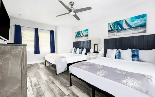 2 Bedrooms Apartment