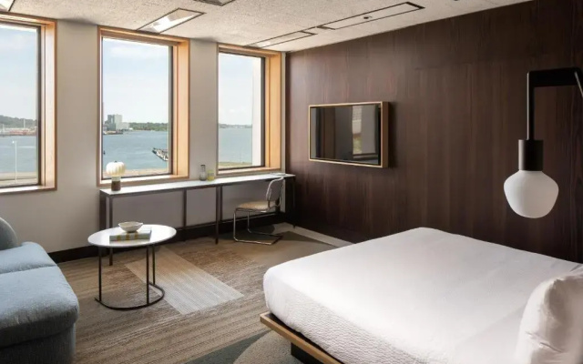 Suite with water view
