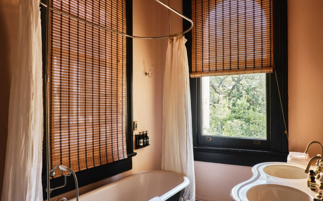 Grand room