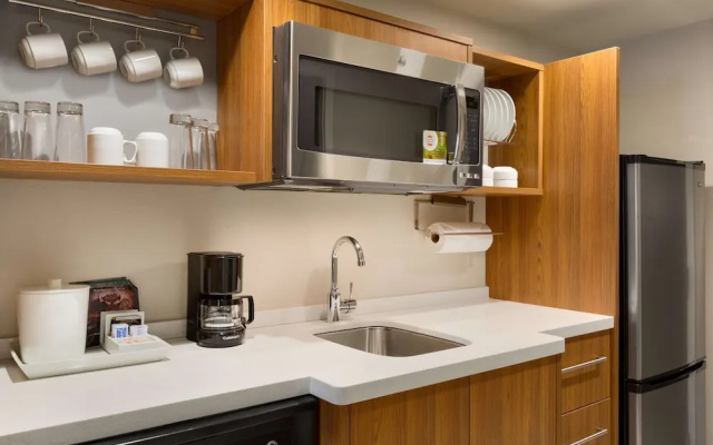 1 Bedroom Suite