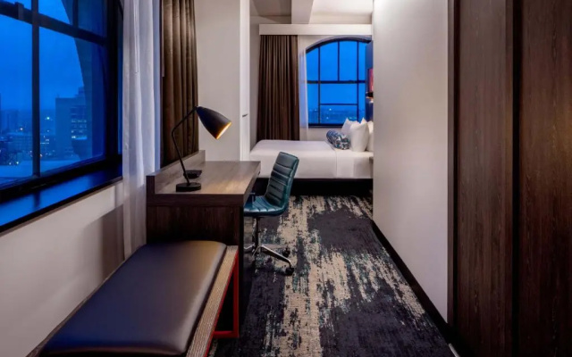 Standard room with city view