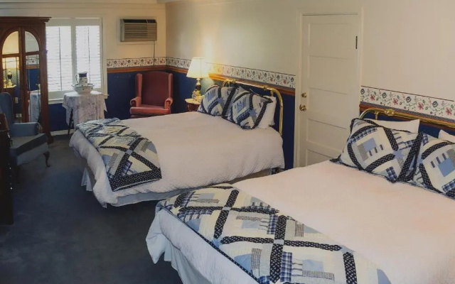 Deluxe Quadruple room