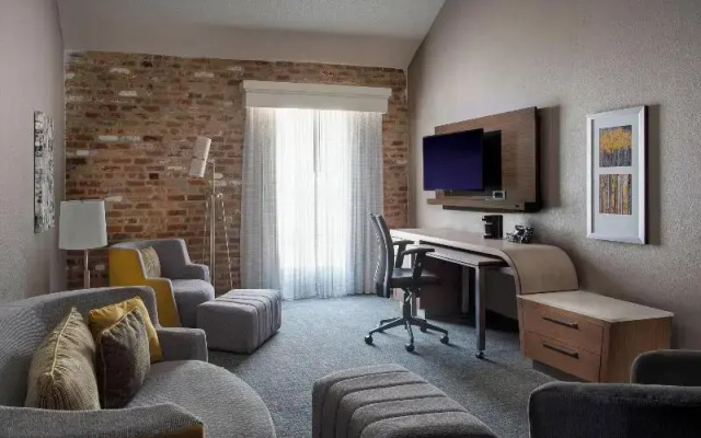 1 Bedroom Double Suite
