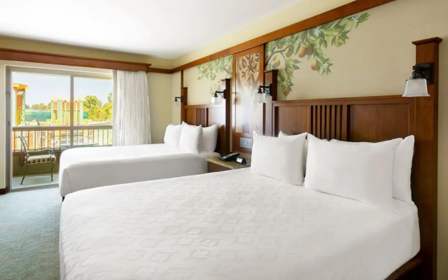 Downtown Disney View Quadruple room
