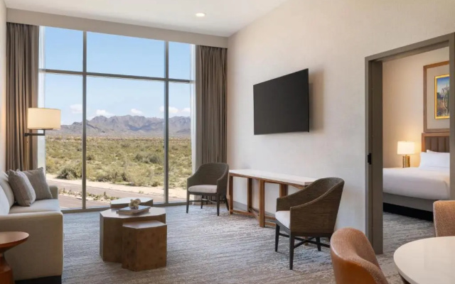 Suite with mountain view
