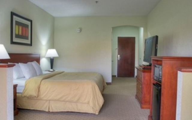 1 Bedroom Suite