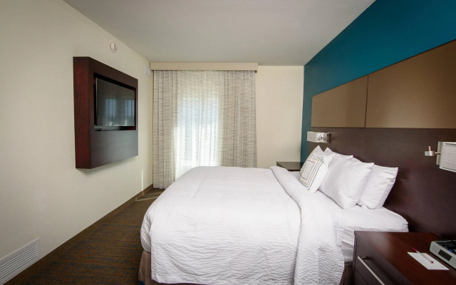 2 Bedrooms Suite