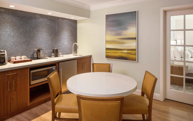2 Bedrooms Double Suite