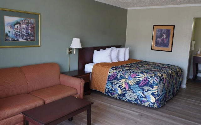 Economy room