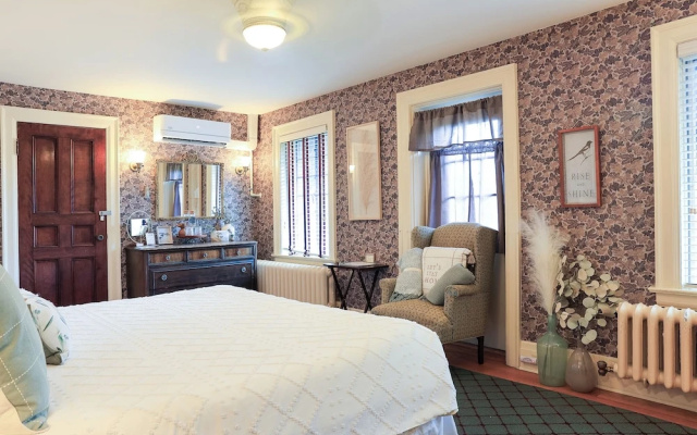 Standard room with balcony