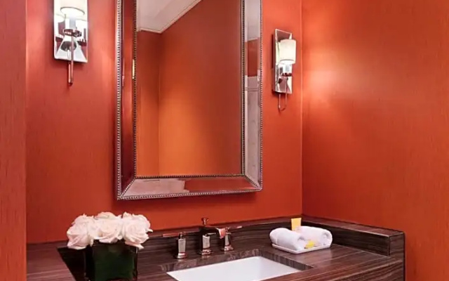 Standard Double room with city view