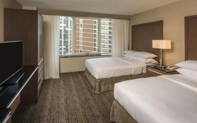1 Bedroom Accessible Twin Suite
